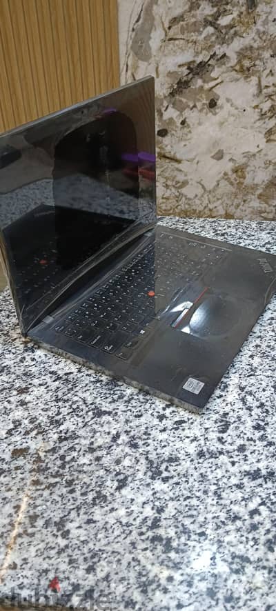 Lenovo Thinkpad l14 ci5th10 ram 16 h. d ssd 256