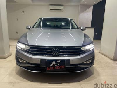 V W Passat trend line 2022