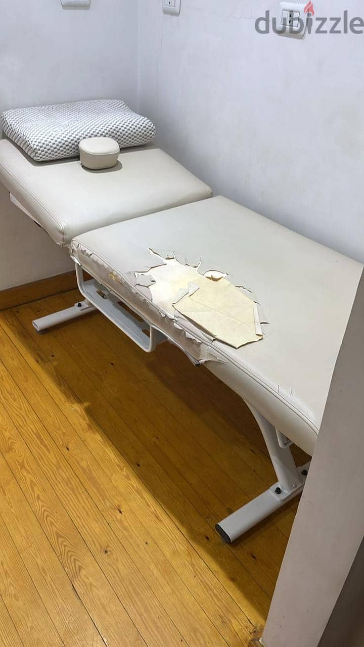 Medical chaise longue 1