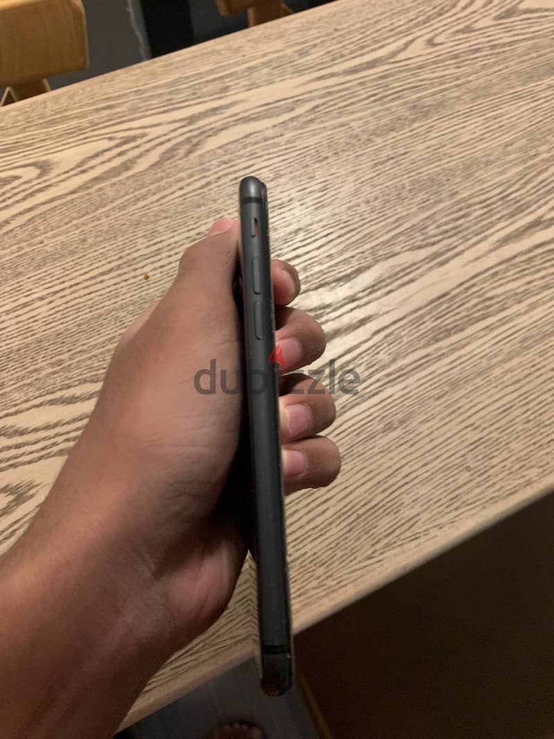 Apple - iPhone 8 5
