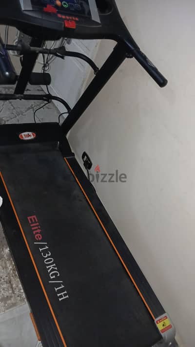 جهاز مشي Elite موديل AE-01d مع جهاز شد وتخسيس البطن