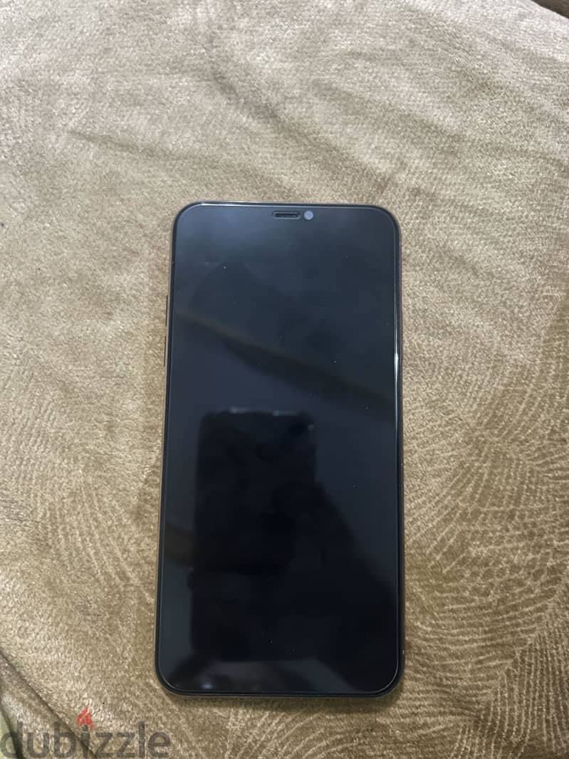 Apple - iPhone 11 Pro Max 1