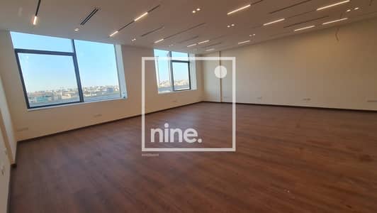 مكتب متشطب بمساحة 190 متر للايجار بافضل سعرللمتر و اميز لوكيشن  في ليك فيو  lake view التجمع الخامس 5th settlement  القاهرة الجديدة New Cairo