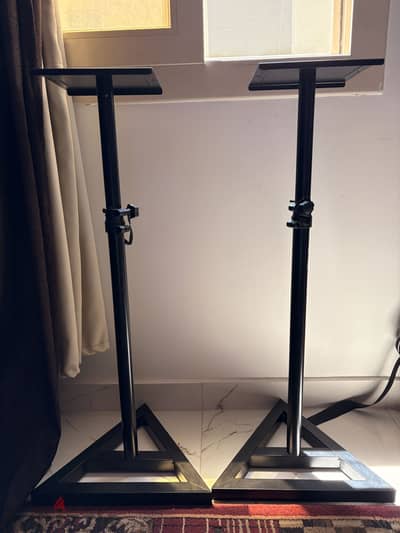 Stagg SMOS-10 SE  ٢ حامل للسماعات