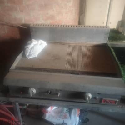 جريل غاز نص ونص شغال بالانبوبه بتاعته للبيع