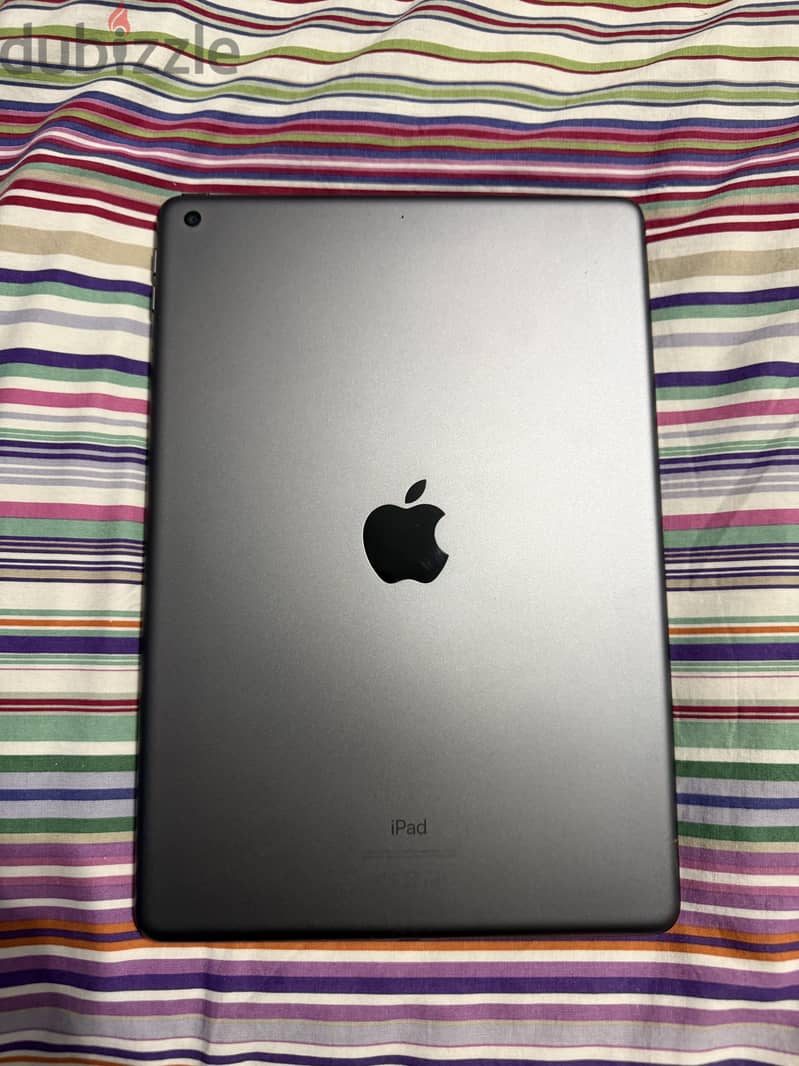 Ipad 8Th generation Perfect condition 4