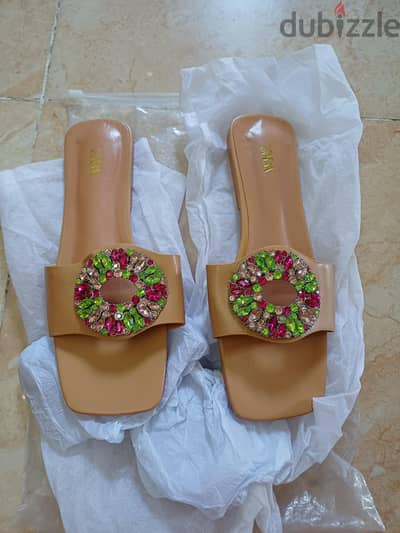 Zara Slipper