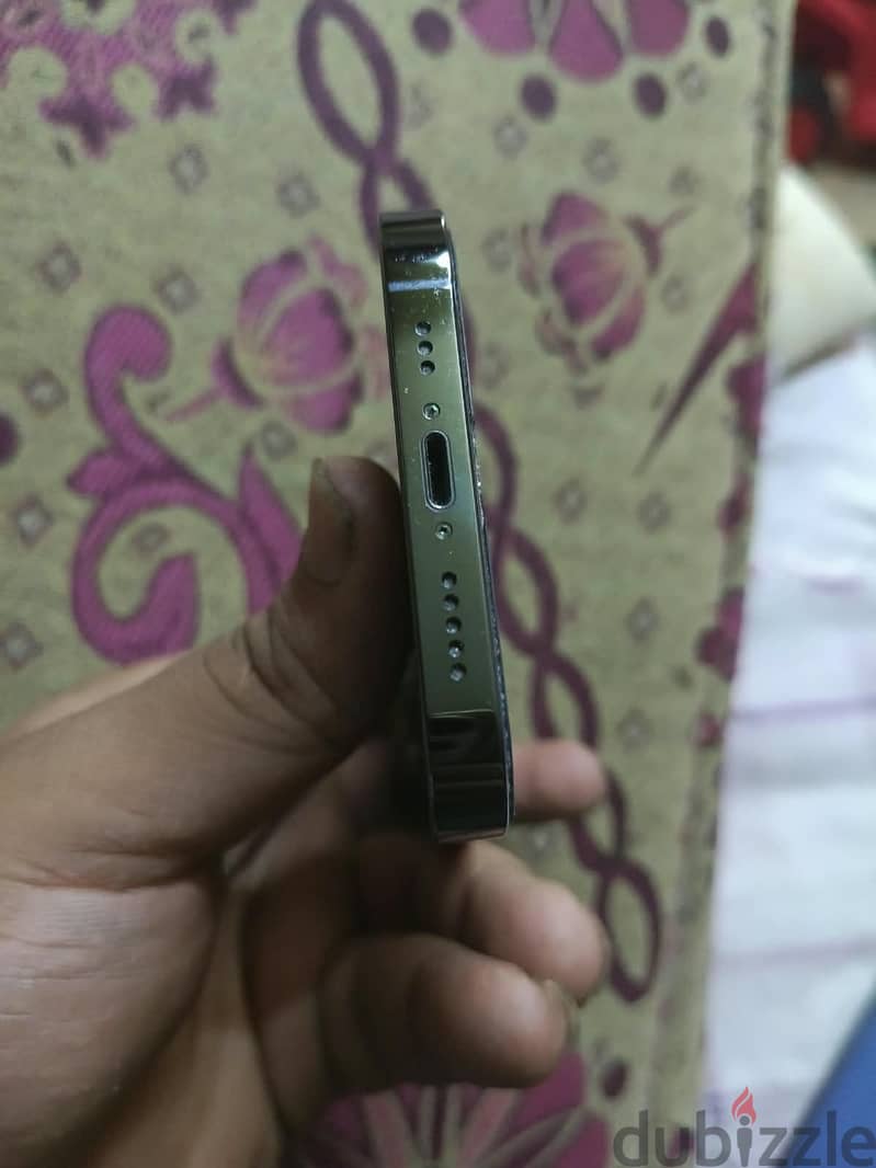 آبل - آيفون 13 برو 3