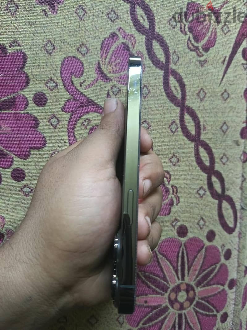 آبل - آيفون 13 برو 5