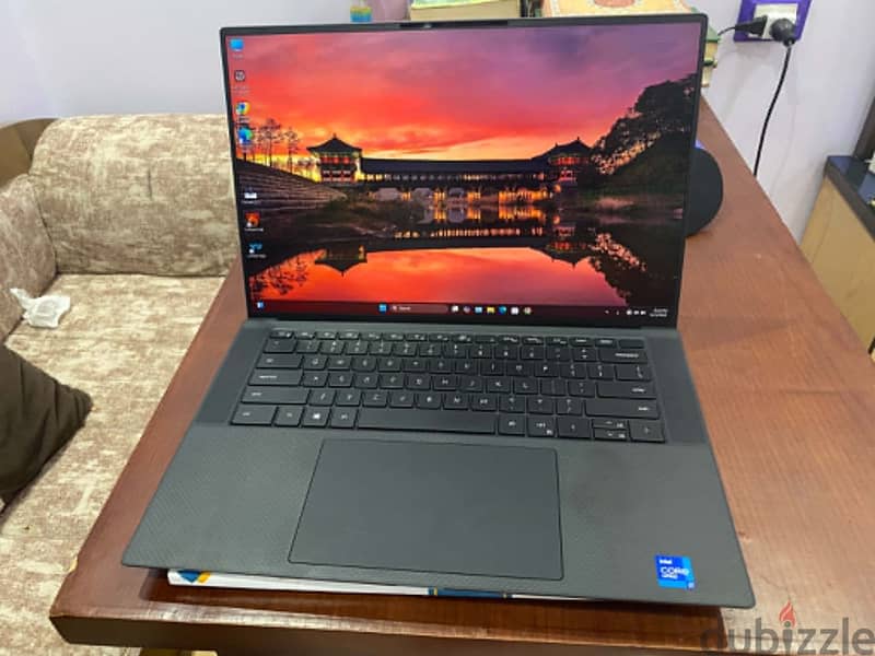 4K Touch Screen 5560 1