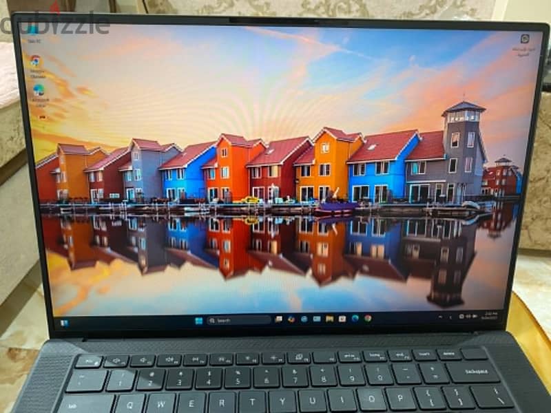 4K Touch Screen 5560 9