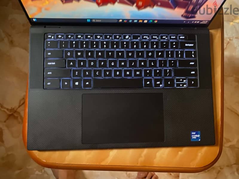 4K Touch Screen 5560 10