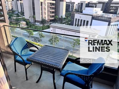 Furnished studio for sale in Privaldo, Madinaty, open view, prime location, minutes from services and the Madinaty Club, super lux finishes and modern furniture