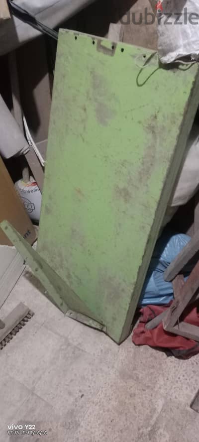 استند موبيل حديد باحاله جيد جدا 1750