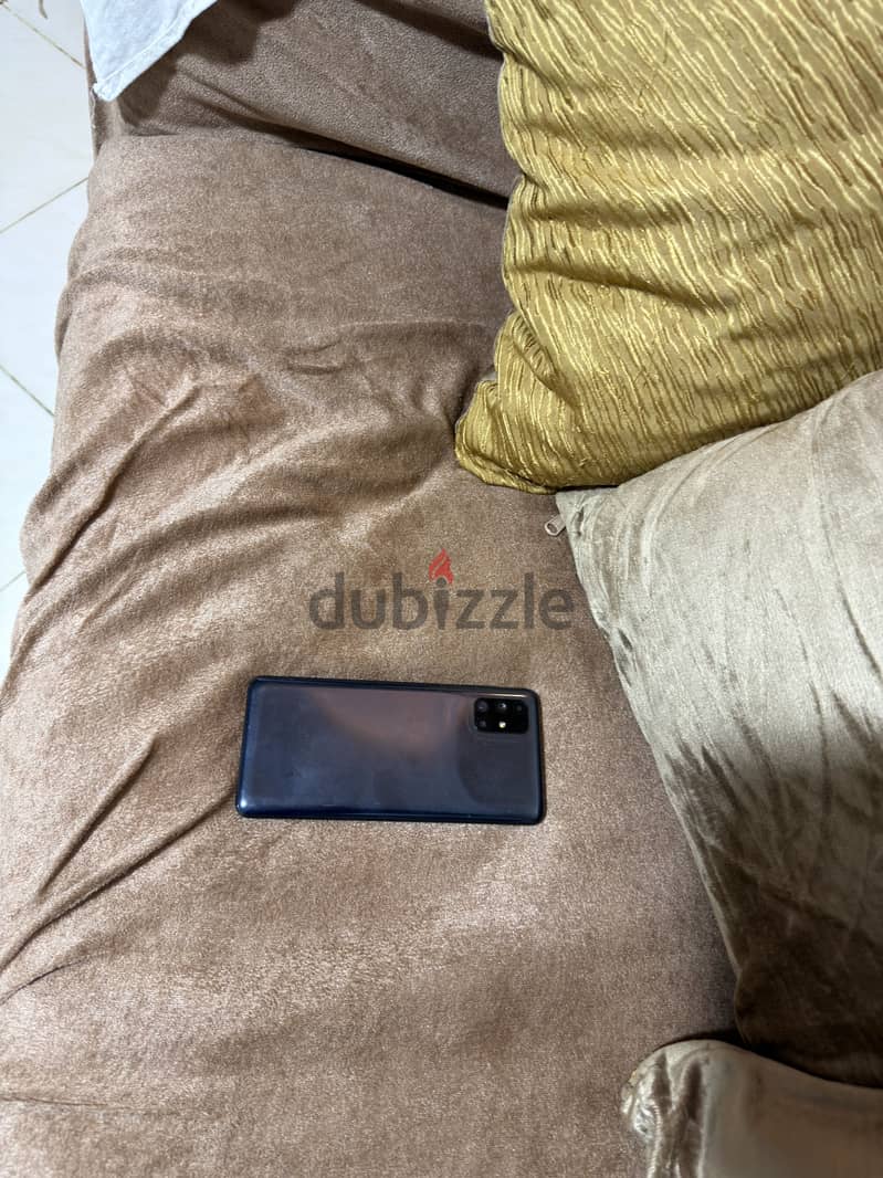 Samsung M51 2