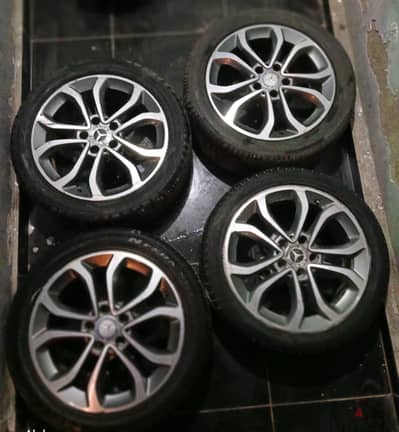 قطع غيار مرسيدس W205