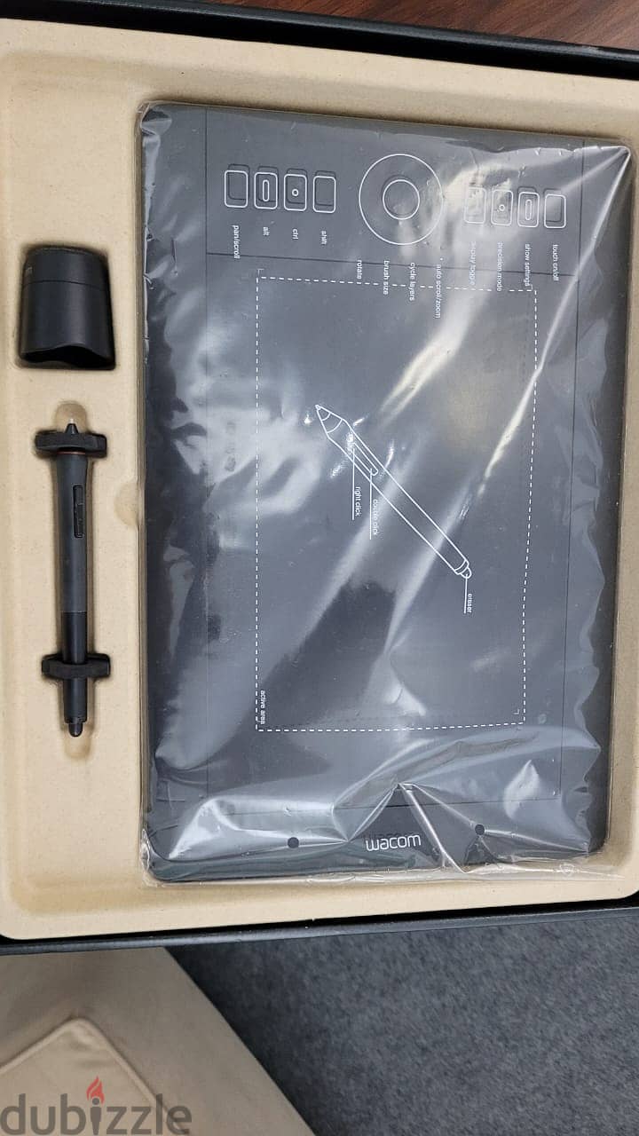Wacom PTH651 Intuos Pro Medium 1