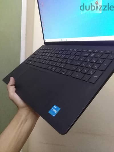 Dell vostro 15  الجيل ال ١١ Core i3 كالجديد ssd 256 nvme + مش استيراد