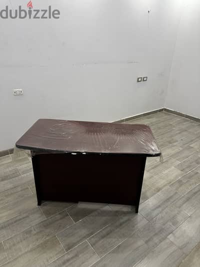 مكتب مستعمل