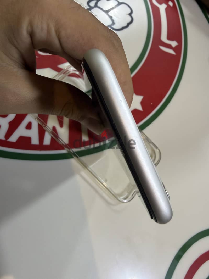 Apple - iPhone 11 3