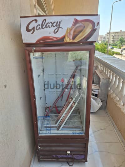 تلاجة عرض شوكولاتة جلاكسي