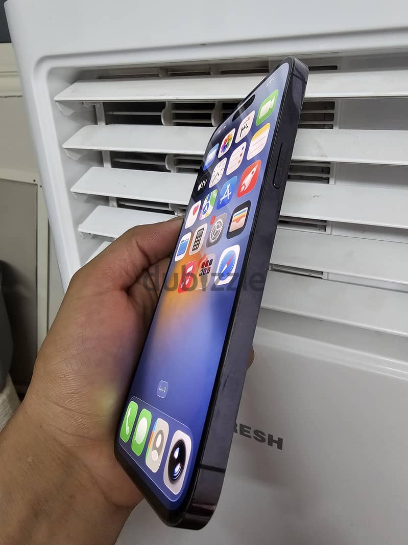 IPhone 14 pro max 2