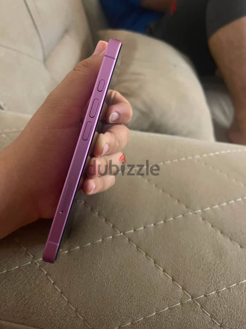 آبل - آيفون 16 3