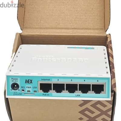MikroTik hEX (RB750Gr3)