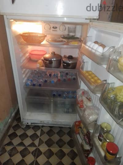 ثلاجة كريازى نو فروست ١٨ قدم