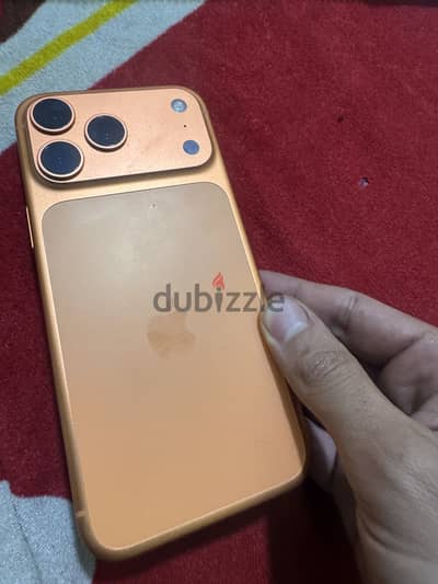 آبل - آيفون 17 برو ماكس