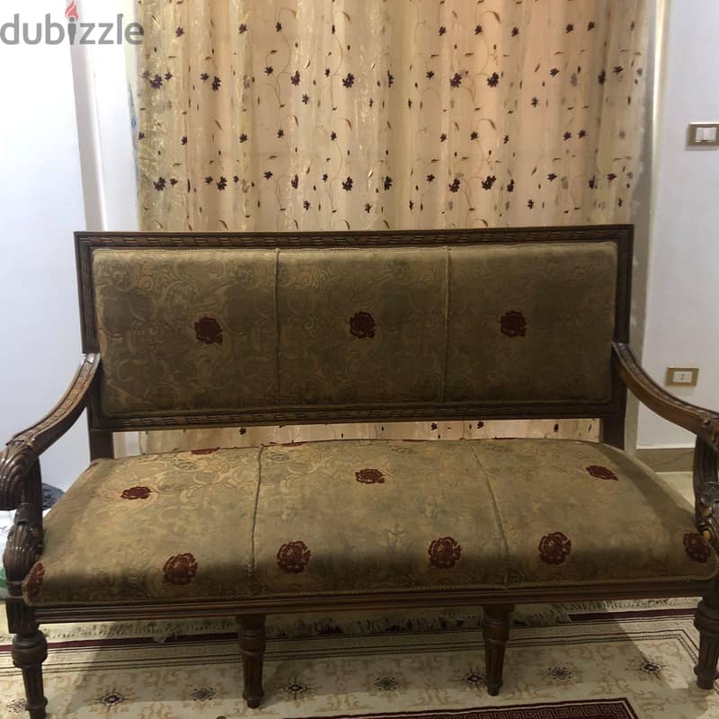 saloon 1