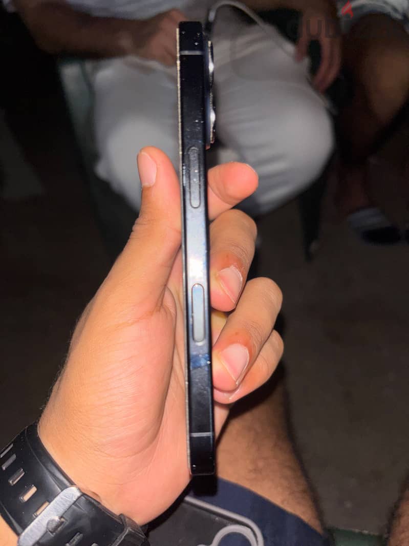 آبل - آيفون 16 1