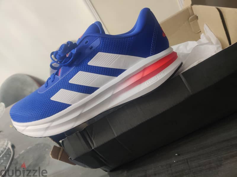 adidas original size 46 galaxy 7 model 1