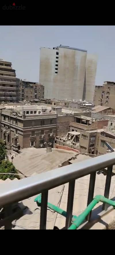شقه ايجار تصلح لجميع الاغراض بشارع متفرع من عماد الدين وسط البلد