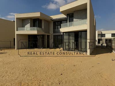 Ready to move Standalone for sale with one of the biggest land area in badya  palm hills