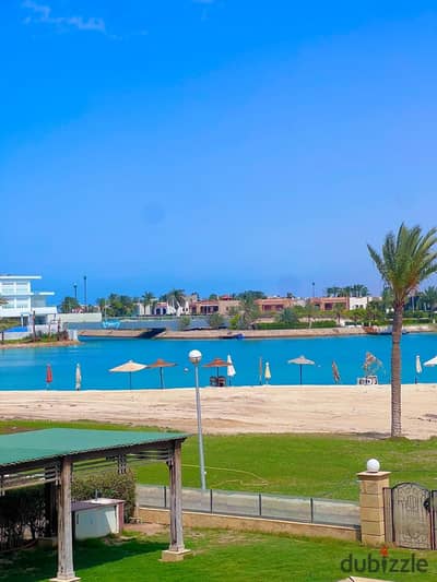 Villa in Marina 5 First Row