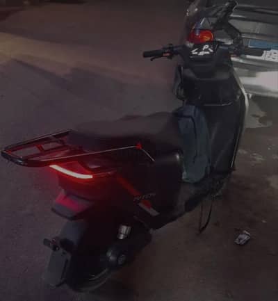 اعلان لسكوتر كهرباء كي واي ريو 1500 وات