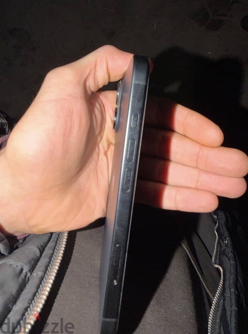 Apple - iPhone 16 2