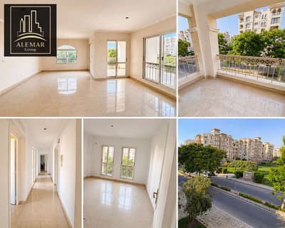 175 square meters apartment for sale in Madinaty, steps away from services, facing North East, at a special price