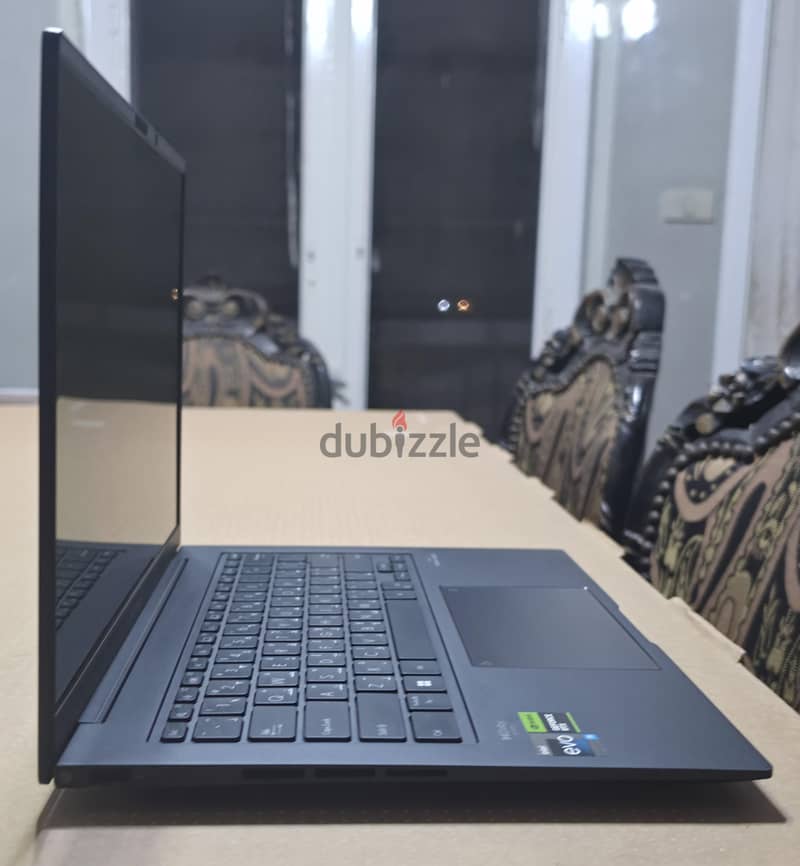 Asus zenbook 14X 8