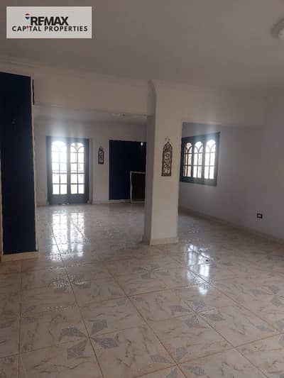 For sale, an apartment at a very special price in Golf Land
