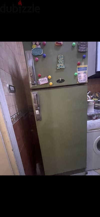 ثلاجة كريازى بحالة جيدة جدا