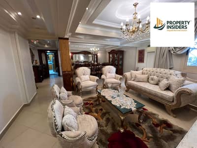 Duplex for sale, 350 sq m, off University Street