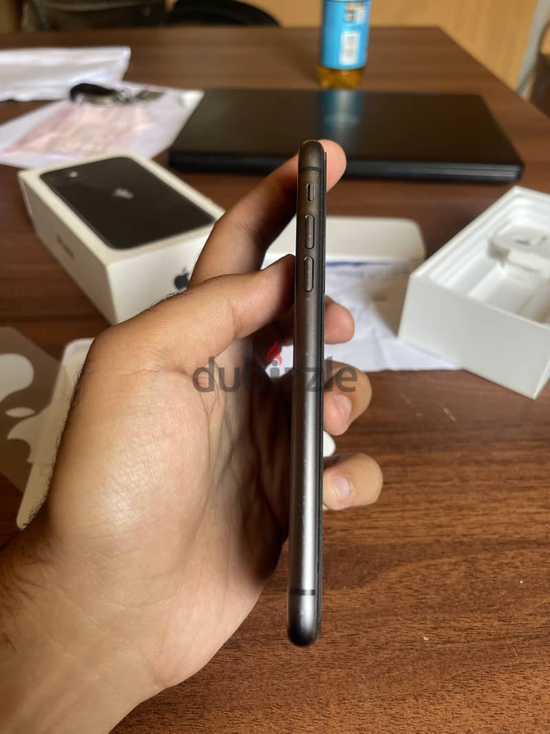 Apple - iPhone 11 2