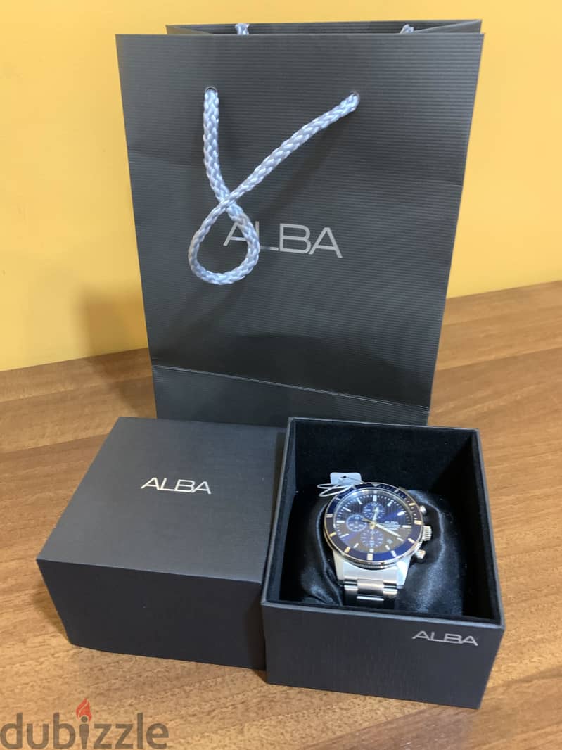 Alba Watch 1