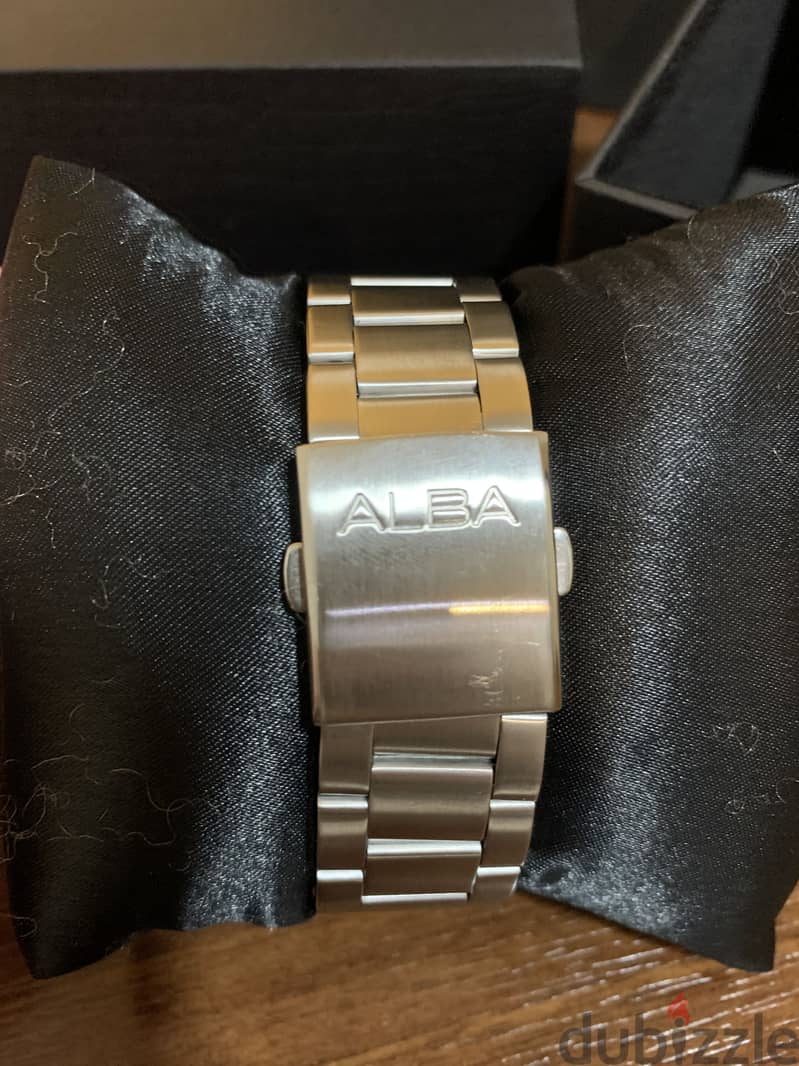 Alba Watch 4