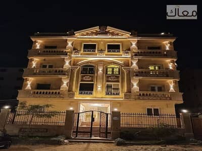 شقة ارضي بجاردن استلام فوري في النرجس تاني نمرة من محور جمال عبد الناصر