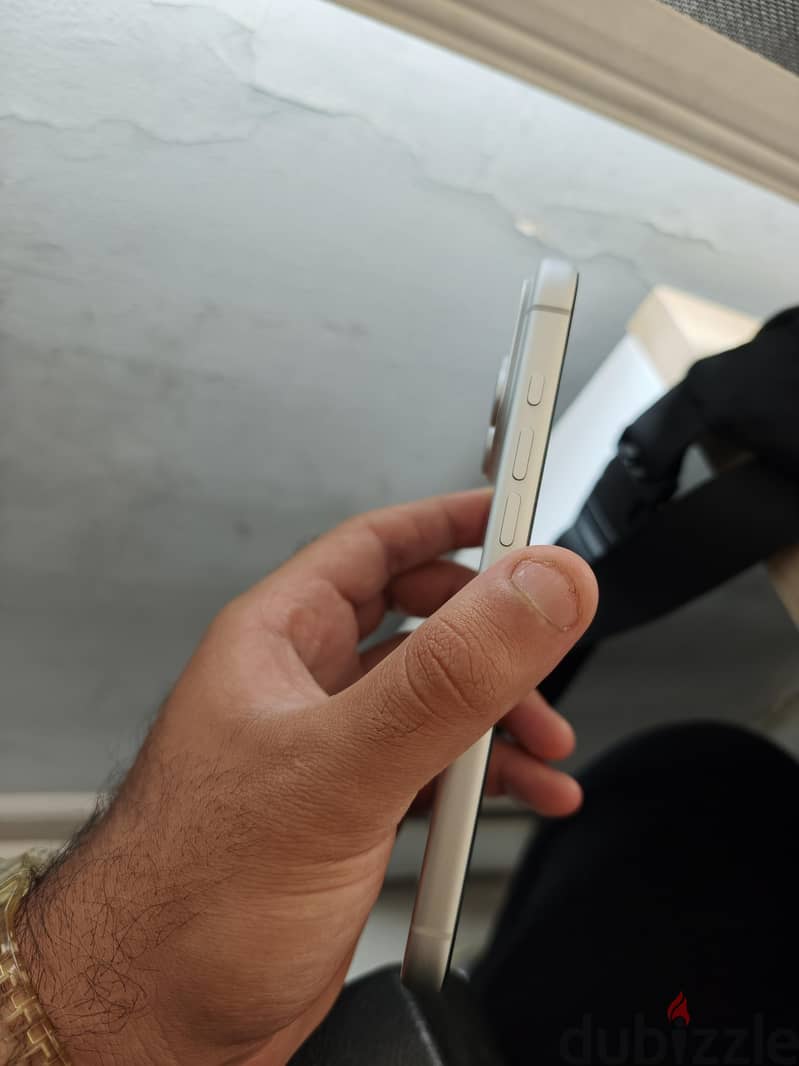 Apple - iPhone 17 Pro Max 1