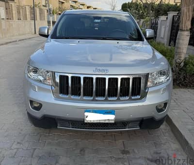Jeep Grand Cherokee 2012 جيب جراند شيروكى فابريكا بالكامل  حاله ممتازه