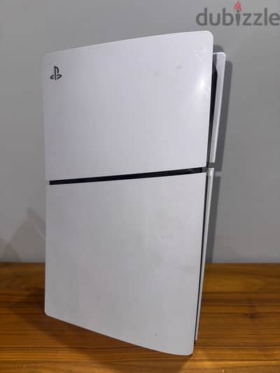 PlayStation 5 slim edition like new 1TB.  بلايستيشن ٥ سليم كسر زيرو